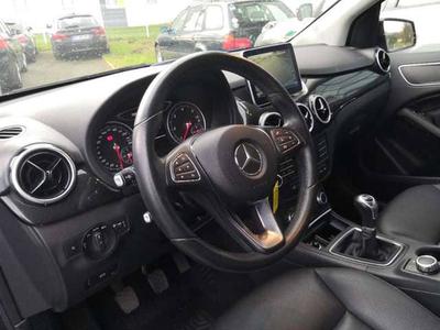 Mercedes-Benz Class B • 2015 • 94,000 km