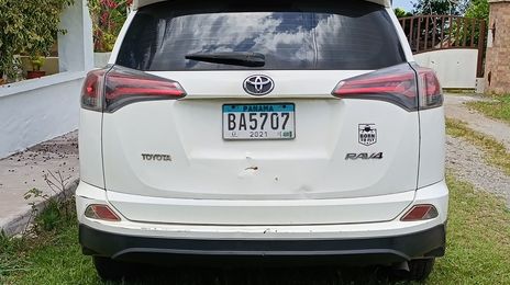 Toyota RAV4 • 2016 • 239,800 km