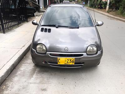 Renault Twingo • 2006 • 157,000 km