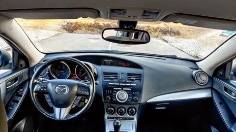 Mazda 3 • 2009 • 80,000 km