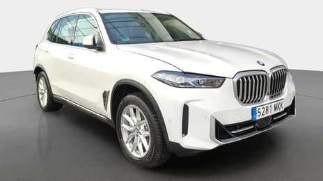 BMW X5 • 2023 • 113,000 km