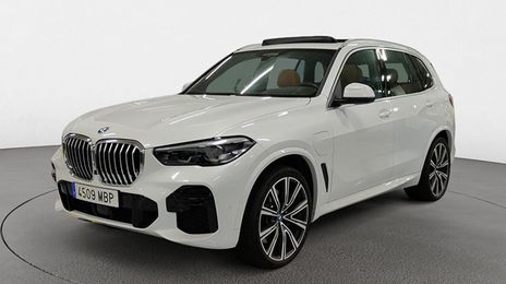 BMW X5 • 2022 • 14,035 km