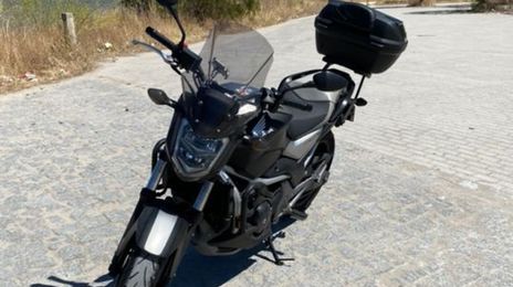 Honda ctx 700 • 2016 • 20,150 km