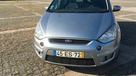 Ford S-Max • 2007 • 200,000 km