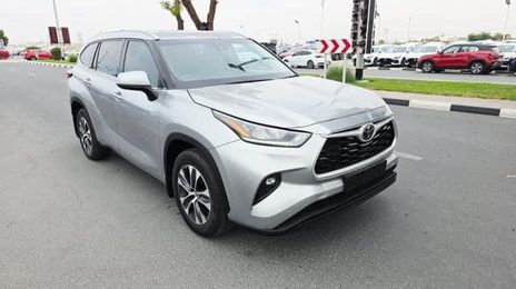 Toyota Highlander • 2022 • 13,700 km