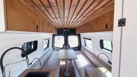 Mercedes-Benz Sprinter • 2012 • 164,500 km