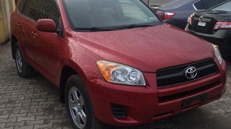 Toyota RAV4 • 2010 • 45 km