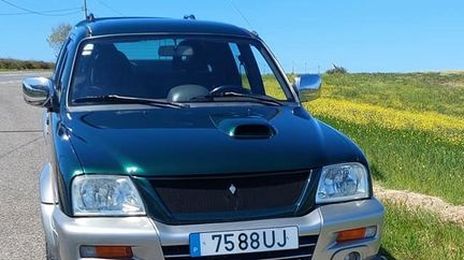 Mitsubishi L200 • 2002 • 120,000 km