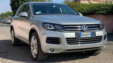 Volkswagen Touareg • 2012 • 215,000 km