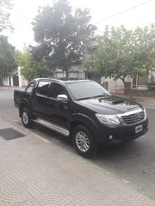 Toyota Hilux • 2015 • 90,000 km