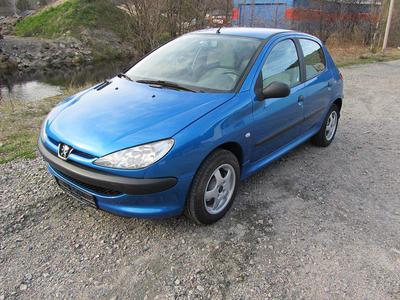 Peugeot 206 • 2000 • 110,000 km