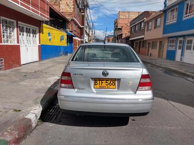 Volkswagen Jetta • 2006 • 122,000 km