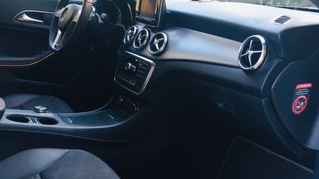 Mercedes-Benz CLA • 2014 • 57,900 km
