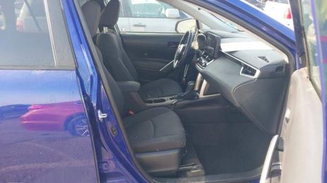 Toyota Corolla • 2025 • 10,000 km