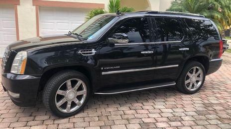 Cadillac Escalade Hybrid • 2009 • 141,100 mi
