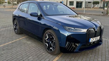 BMW i8 • 2022 • 92,900 km