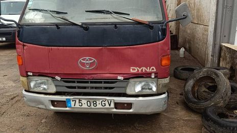 Toyota Dyna • 1996 • 155,000 km
