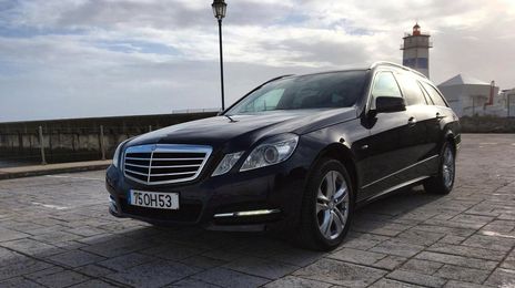 Mercedes-Benz E-320 • 2010 • 200,000 km