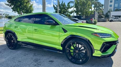 Lamborghini Urus • 2026 • 4,700 km