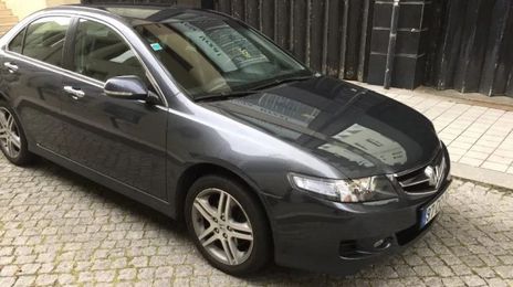 Honda Accord • 2007 • 333,000 km