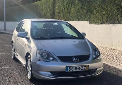 Honda Civic • 2005 • 165,103 km