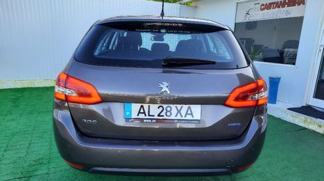 Peugeot 308 SW • 2014 • 151,046 km