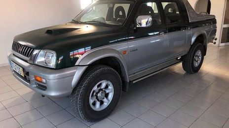 Mitsubishi L200 • 2000 • 164,000 km
