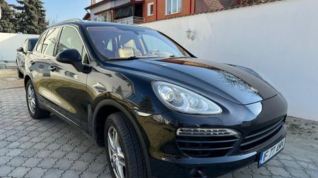 Porsche Cayenne • 2013 • 160,150 km