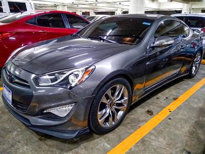 Hyundai Genesis • 2013 • 70,000 km