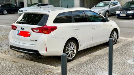 Toyota Auris • 2014 • 84,052 km