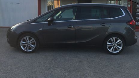 Opel Zafira • 2012 • 92,000 km