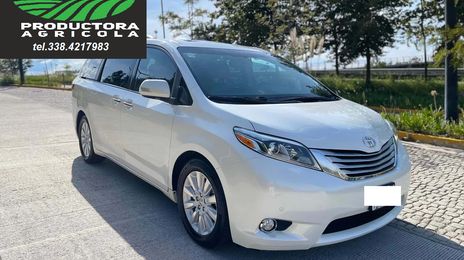 Toyota Sienna • 2017 • 45,000 km