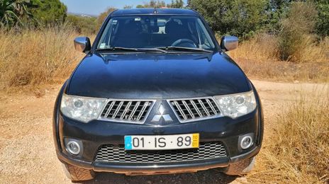 Mitsubishi L200 Pick up • 2010 • 213,000 km