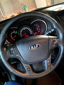 Kia Sorento • 2015 • 160,000 km