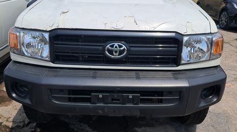 Toyota Land Cruiser • 2023 • 0 km