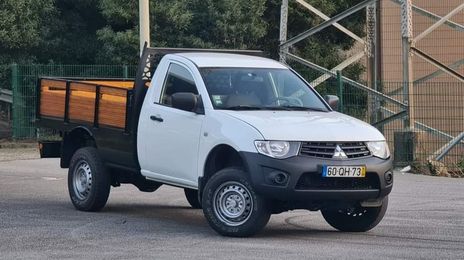 Mitsubishi L200 • 2015 • 270,000 km