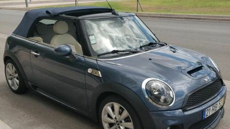 MINI Cooper Cabrio • 2010 • 107,225 km