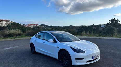 Tesla Model 3 • 2022 • 87,270 km