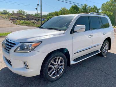 Lexus LX • 2015 • 20,000 km