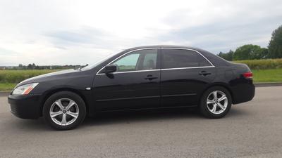 Honda Accord • 2004 • 155,000 km