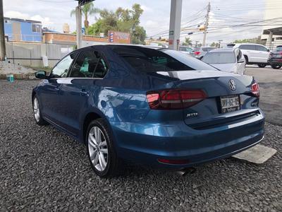 Volkswagen Jetta • 2016 • 40,000 km