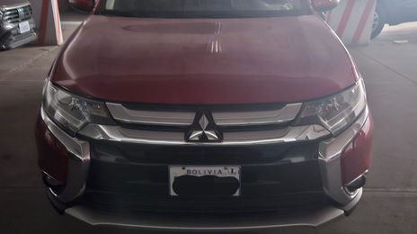 Mitsubishi Outlander • 2019 • 48,000 km