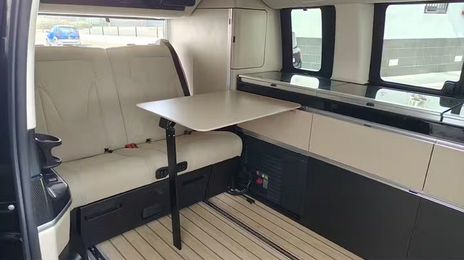 Mercedes-Benz 200 - 300 • 2019 • 76,303 km