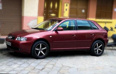 Audi 100 • 2002 • 200,000 km