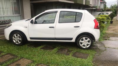 Renault Sandero • 2011 • 113,000 km