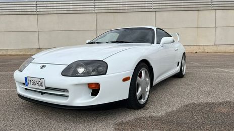 Toyota Supra • 1993 • 40,000 km