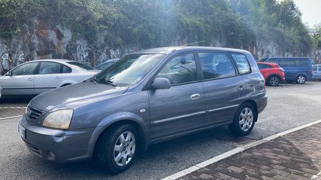 Kia Carens • 2005 • 219,000 km