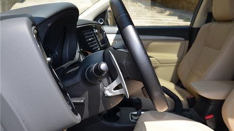 Mitsubishi Outlander • 2015 • 116,000 km
