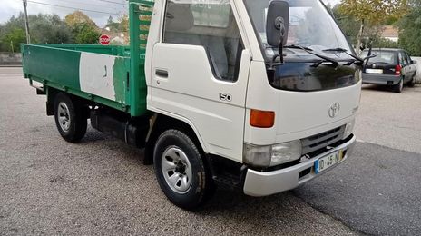 Toyota Dyna • 1999 • 120,000 km