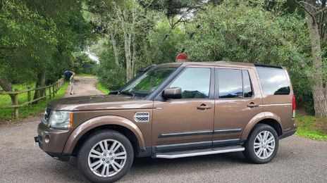 Land Rover Discovery • 2011 • 200,000 km